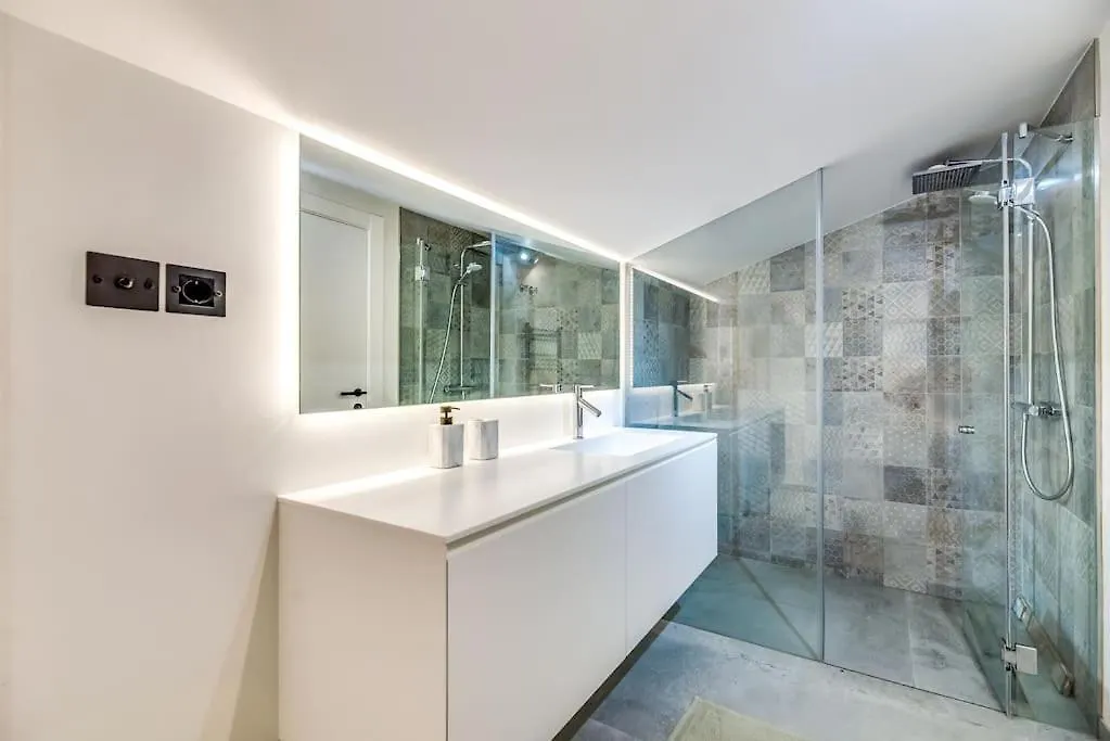 Luxury 5-Bedroom Townhouse In Puente Romano Marbella Willa